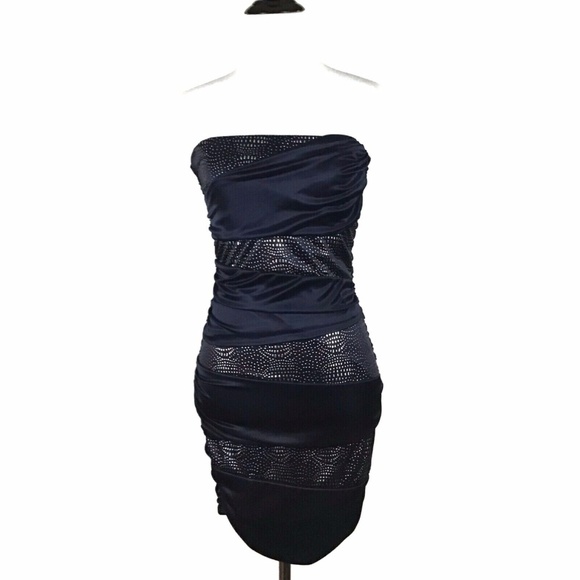 Speechless Dresses & Skirts - 🦋Speechless Bodycon Ruched Mini Dress Jr's Medium